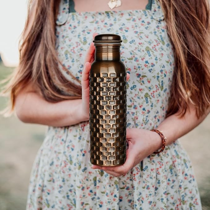 Copper Water Bottle 32 oz Hammered Vintage Modern Design Handcrafted Ayurvedic Copper Vessel For Drinking Water Bottle Travel Water Bottle for Gym, Office, Hiking, Outdoor Hammered Water Vessel